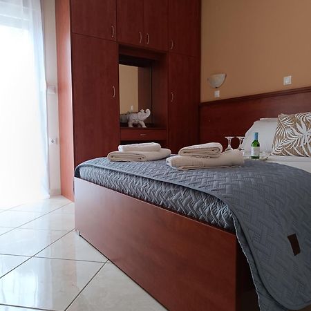 Volissos Prince Apartments מראה חיצוני תמונה