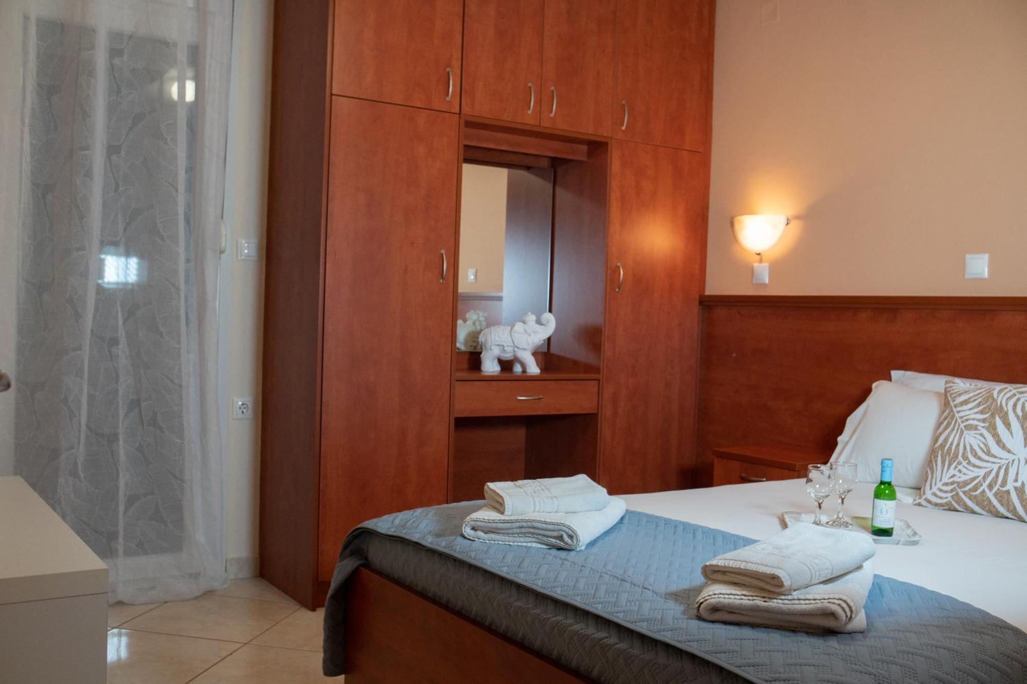 Volissos Prince Apartments חדר תמונה